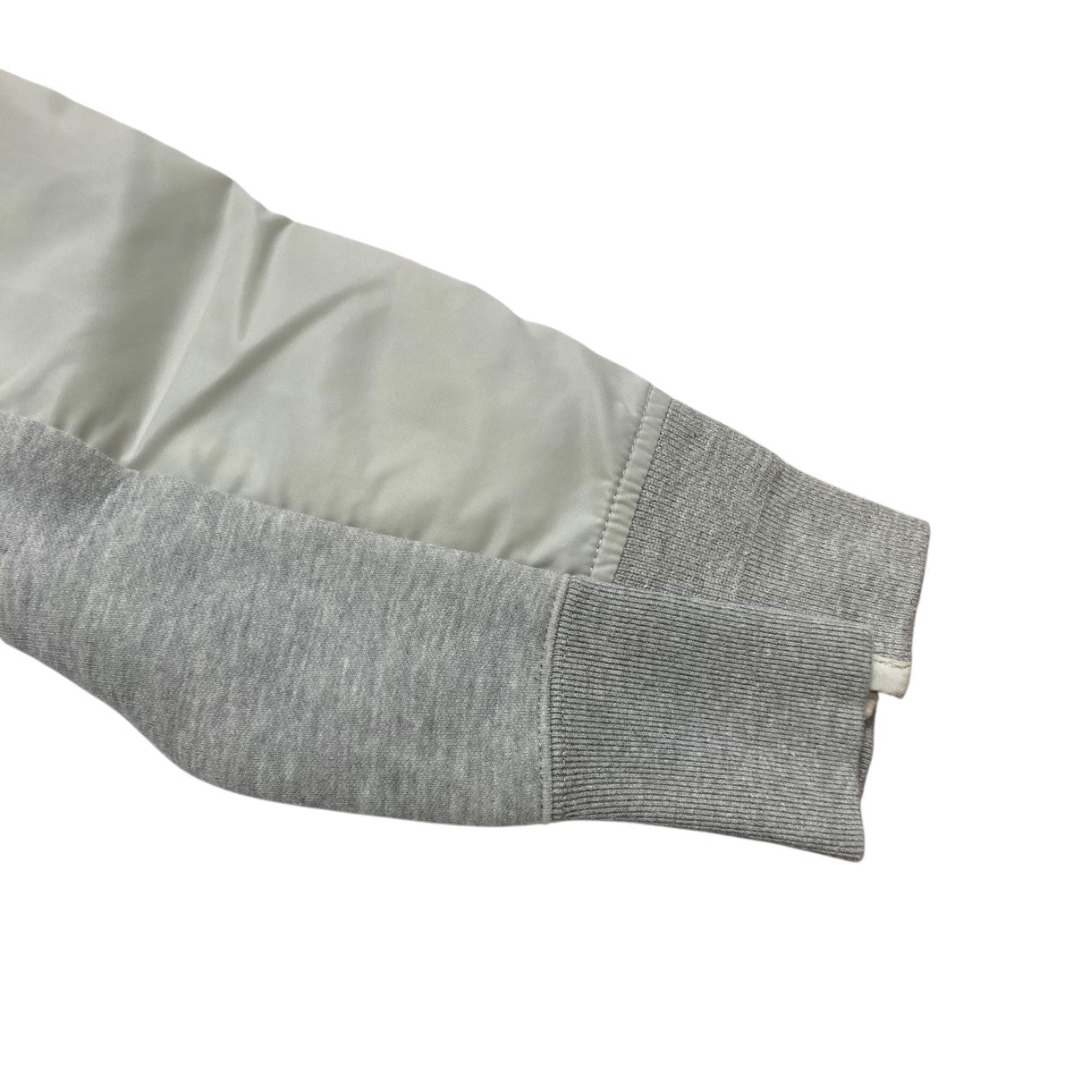 sacai スポンジスウェット　サカイSCM-058 sacai サカイ Sponge Sweat x Nylon Twill Pullover スポンジ
