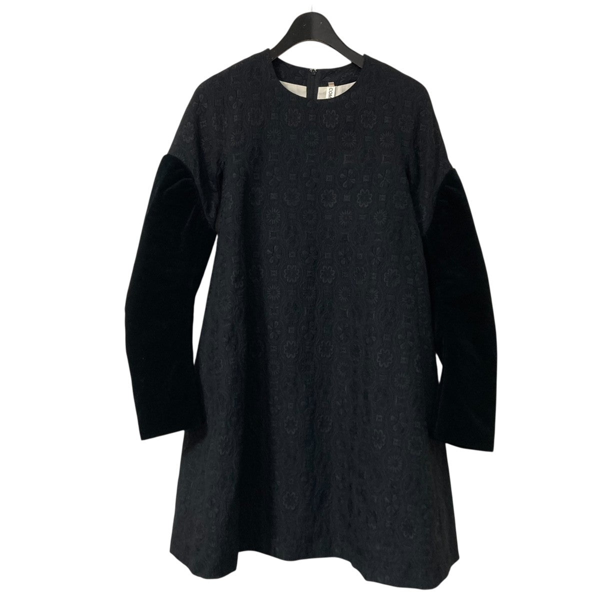 送料込み☆COMME des GARCON【ボタン付き長袖ワンピース】黒 COMME des GARCONS(コムデギャルソン) 24AW ワンピース NN-O014