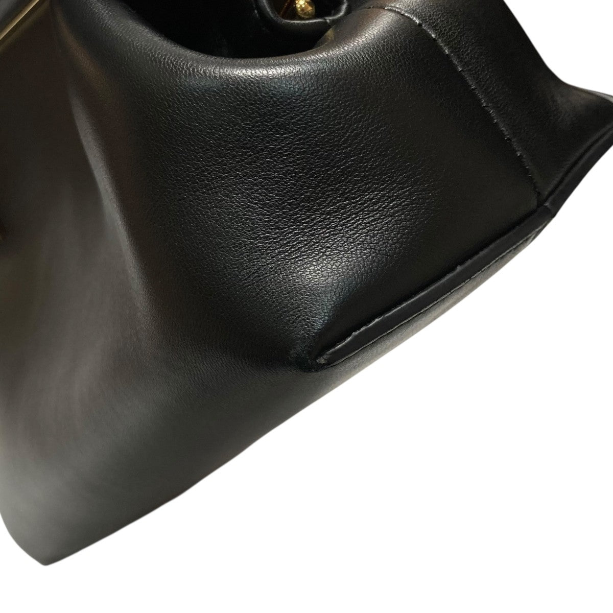 フェンディ ファースト レザー ショルダーバッグ 楽天市場】フェンディ FENDI ショルダーバッグ ファースト