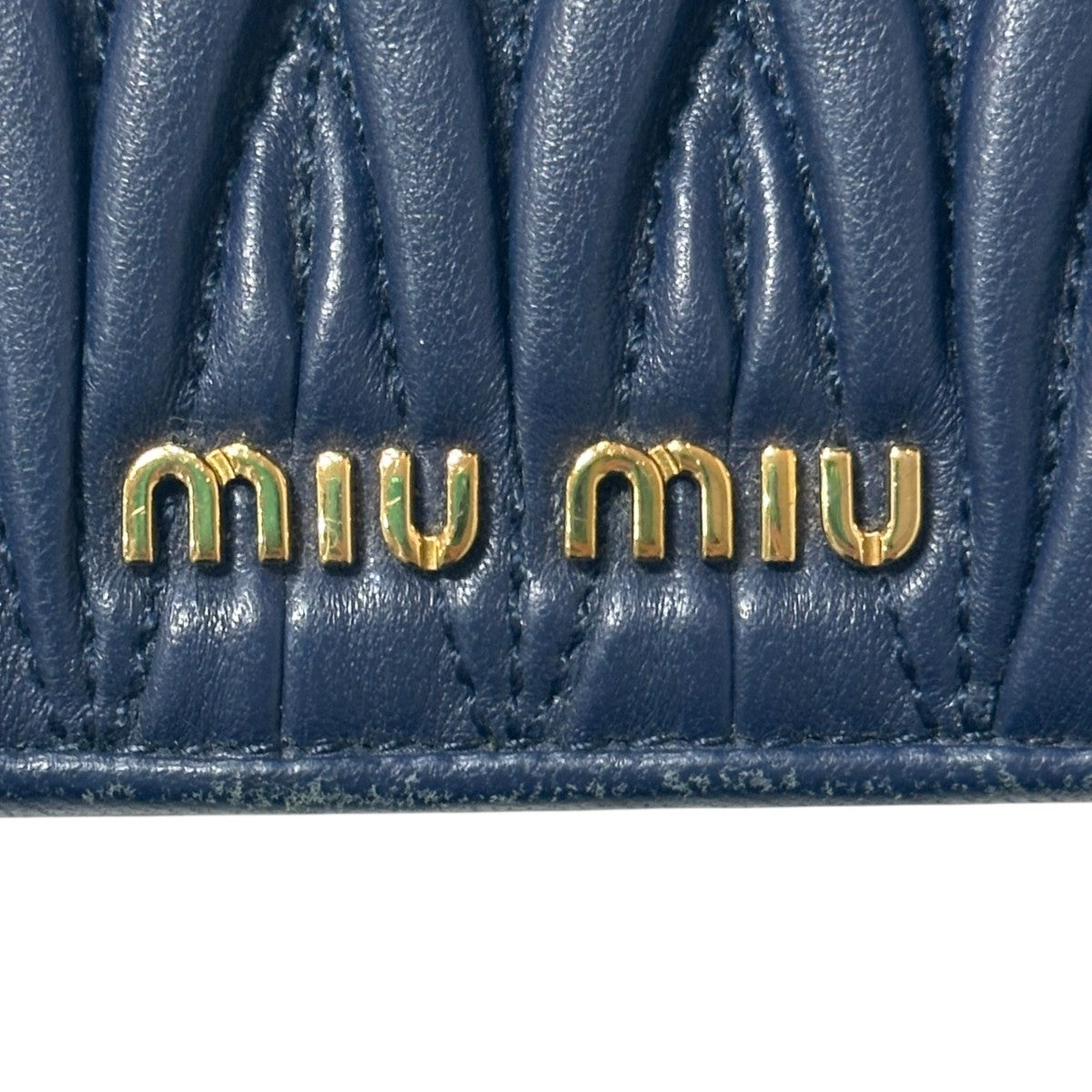 MIU MIU(ミュウミュウ) カードケース ネイビー｜【公式