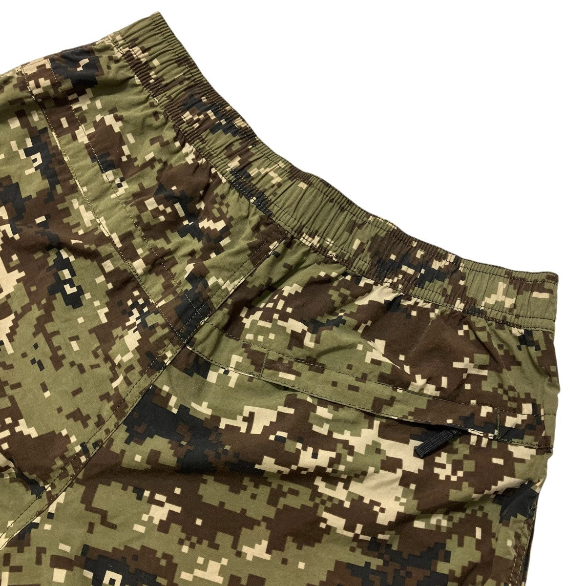 Novelty Versatile Shortドットカモ柄ハーフパンツNB42052