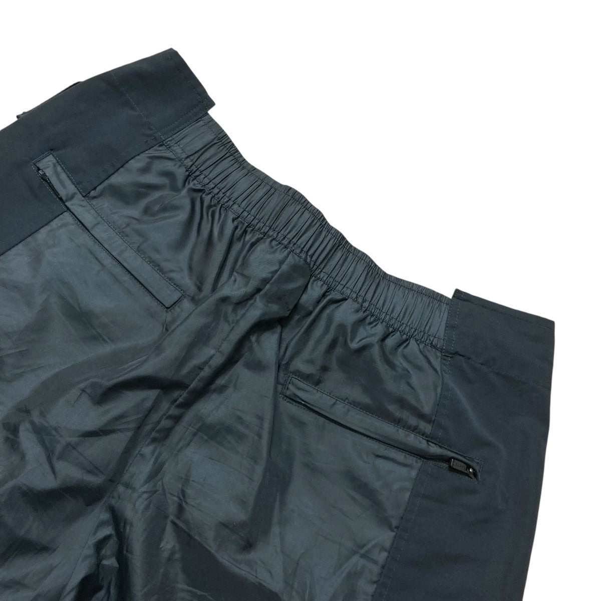 Sacai NIKE ブラック カーゴパンツ XXL DQ9061 人気コラボ 【NIKE×sacai】よりAS U NRG Pantが買取入荷いたし