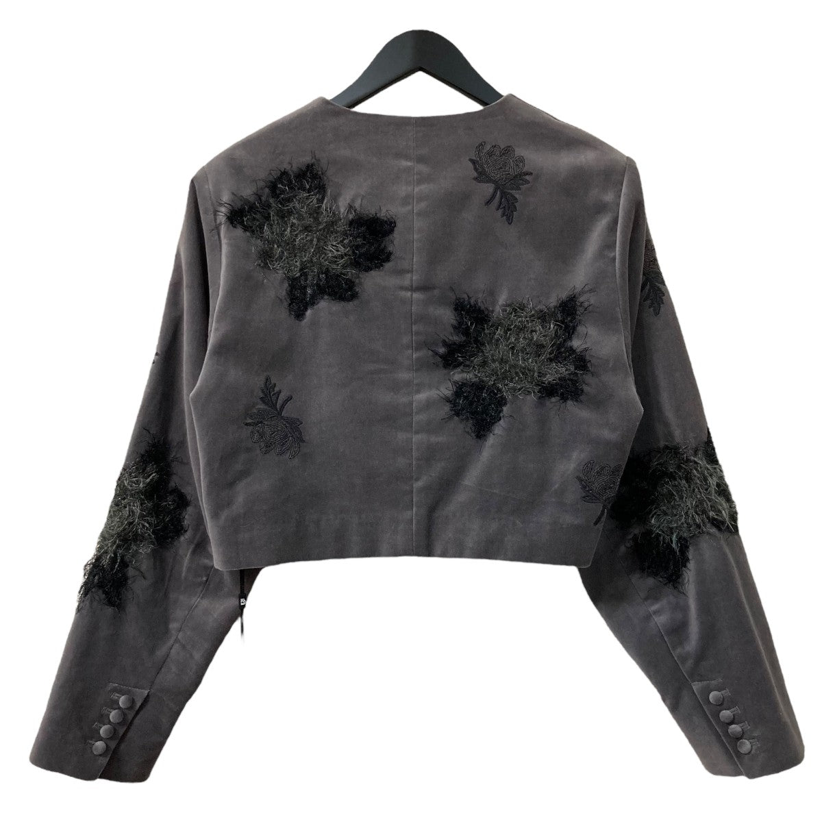 AMERI(アメリ) UND FLOWER RAISED EMBROIDERY TOPノーカラー刺繍