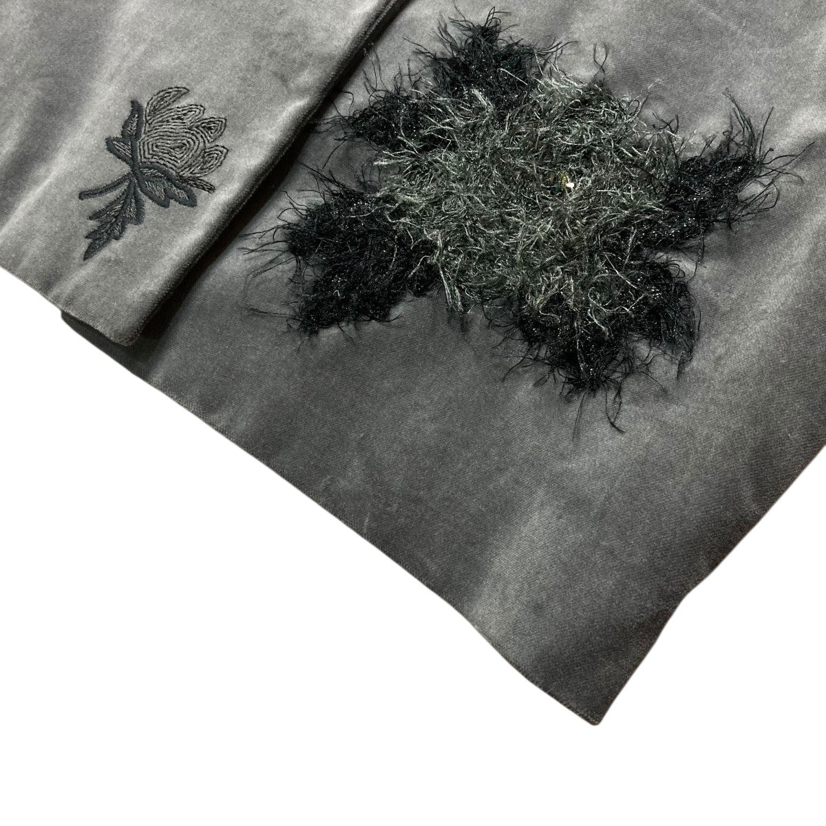 AMERI(アメリ) UND FLOWER RAISED EMBROIDERY TOPノーカラー刺繍