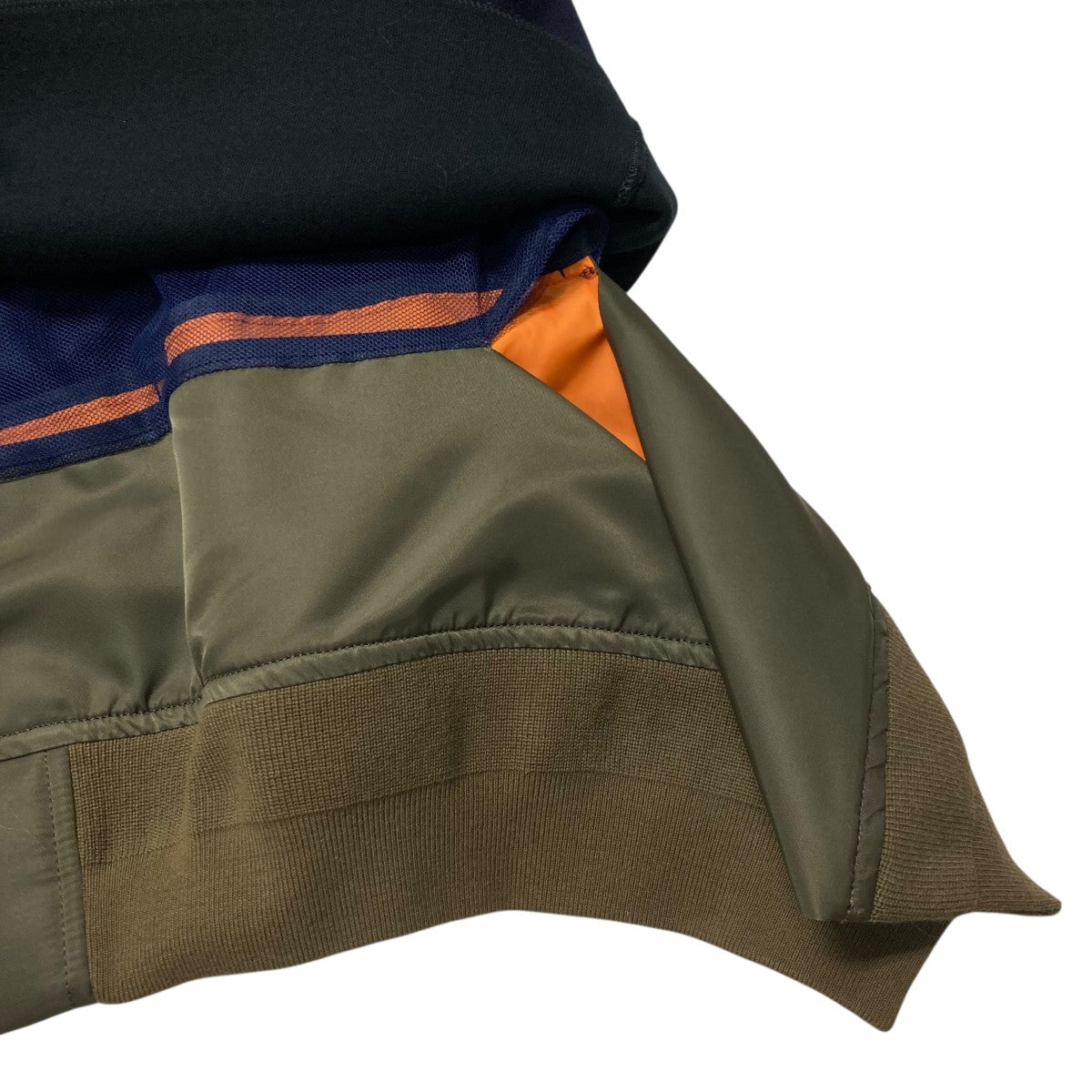 sacai Sponge Sweat x Nylon Twill Pulloverトレーナー25 08172 25