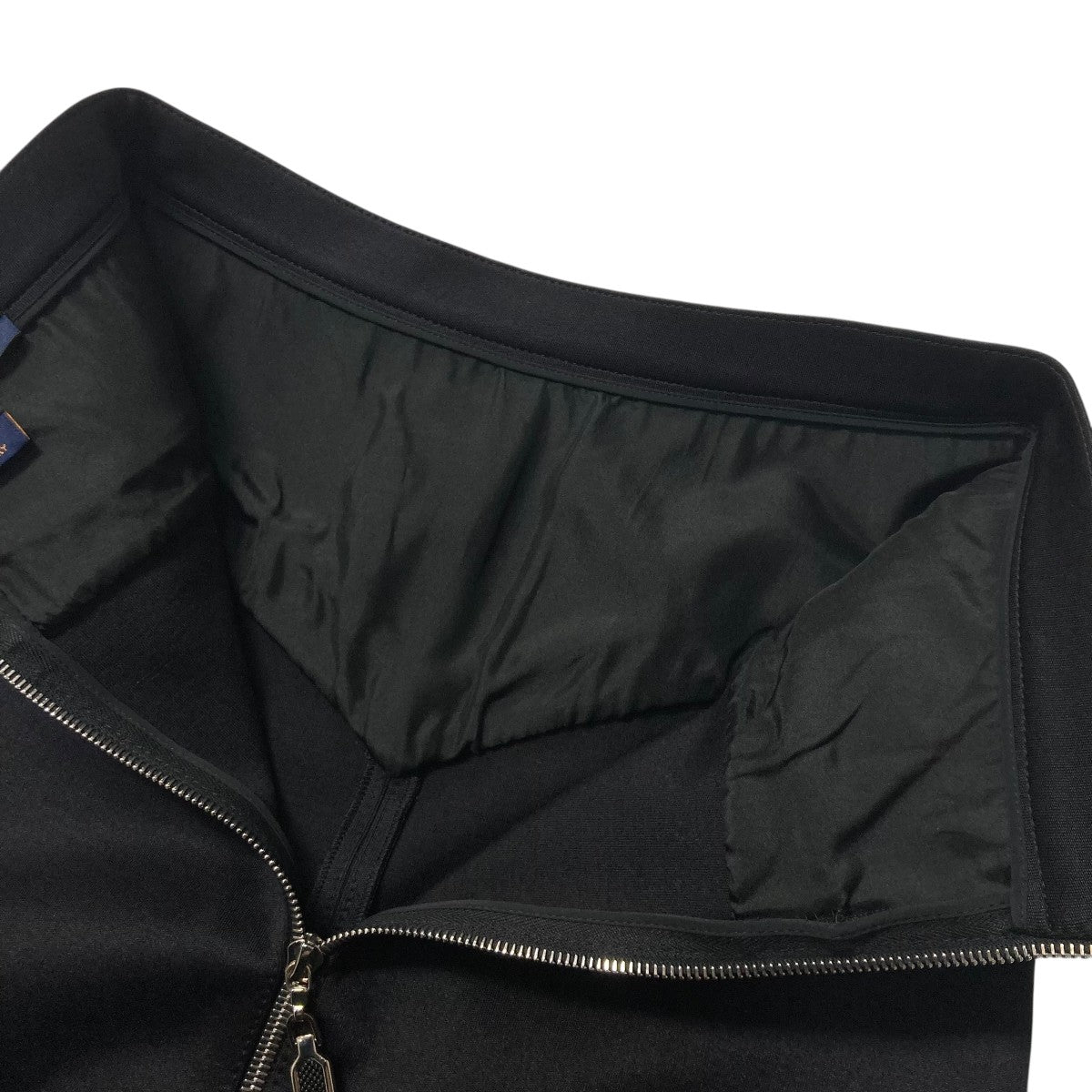 LOUIS VUITTON バックジップフリルスカートRW192B XBD FHJX75 古着・中古-4枚目のアイテム画像
