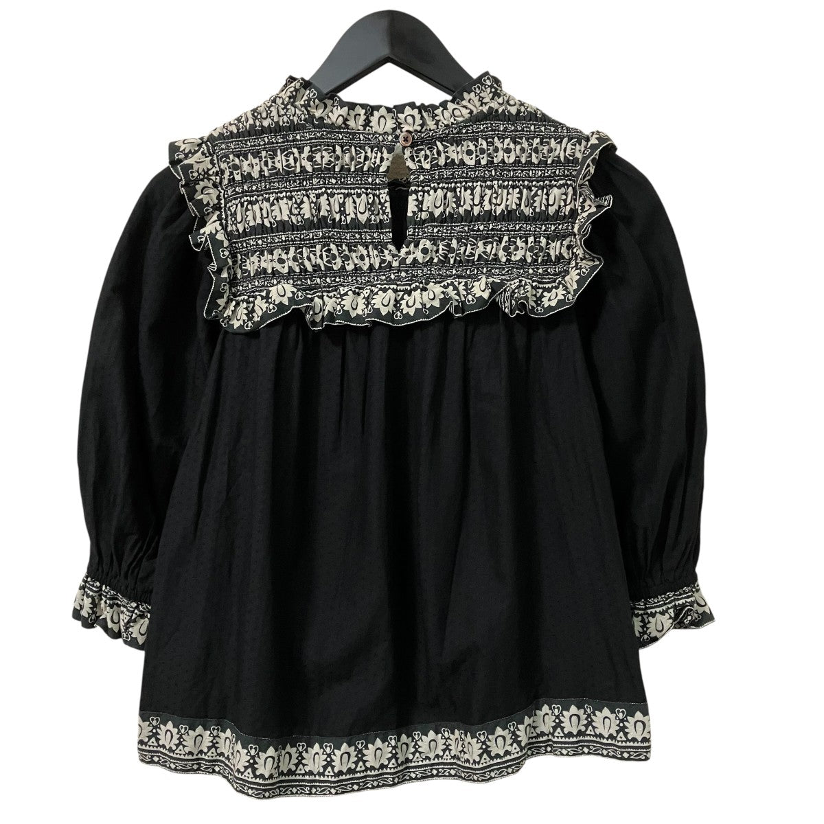 24SSAMINA EMBROIDERY PUFF SLV TOPシャーリングフリルカラーブラウスSS24 002