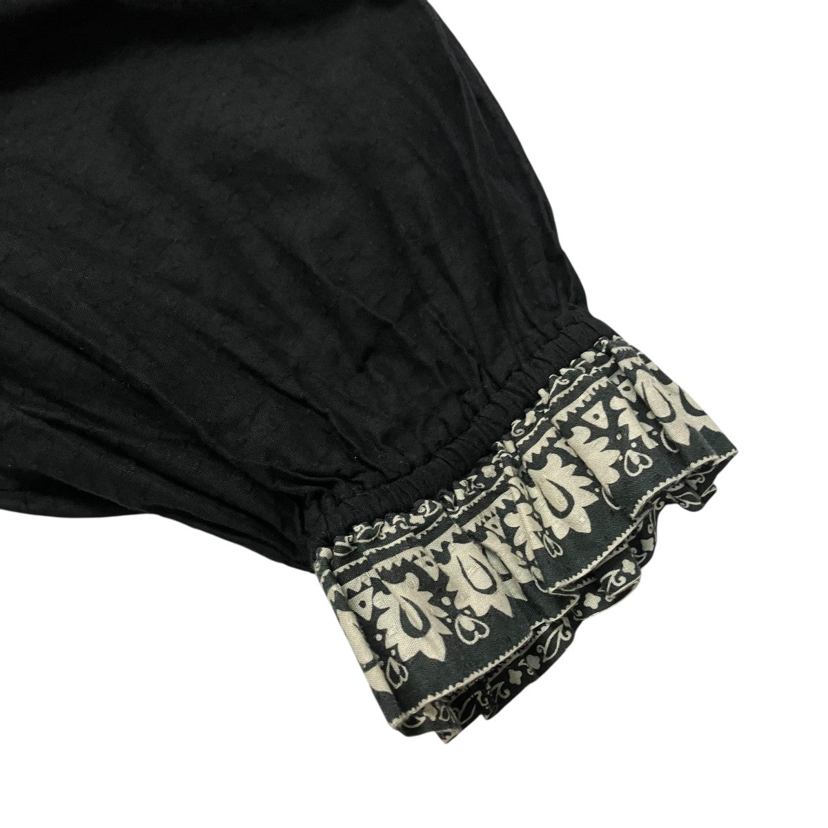 24SSAMINA EMBROIDERY PUFF SLV TOPシャーリングフリルカラーブラウスSS24 002