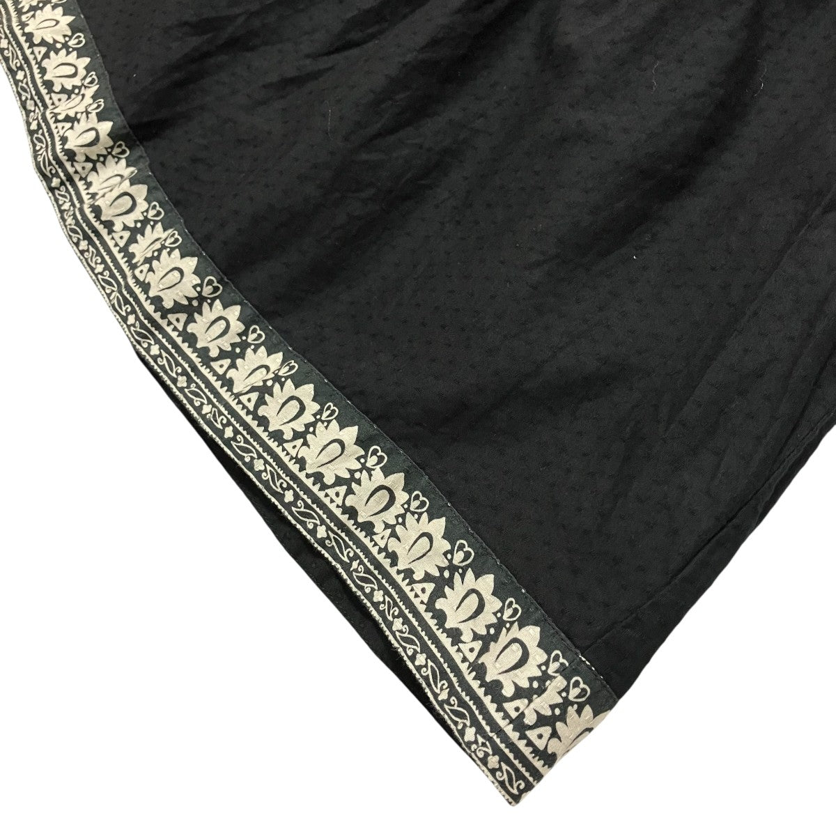 24SSAMINA EMBROIDERY PUFF SLV TOPシャーリングフリルカラーブラウスSS24 002
