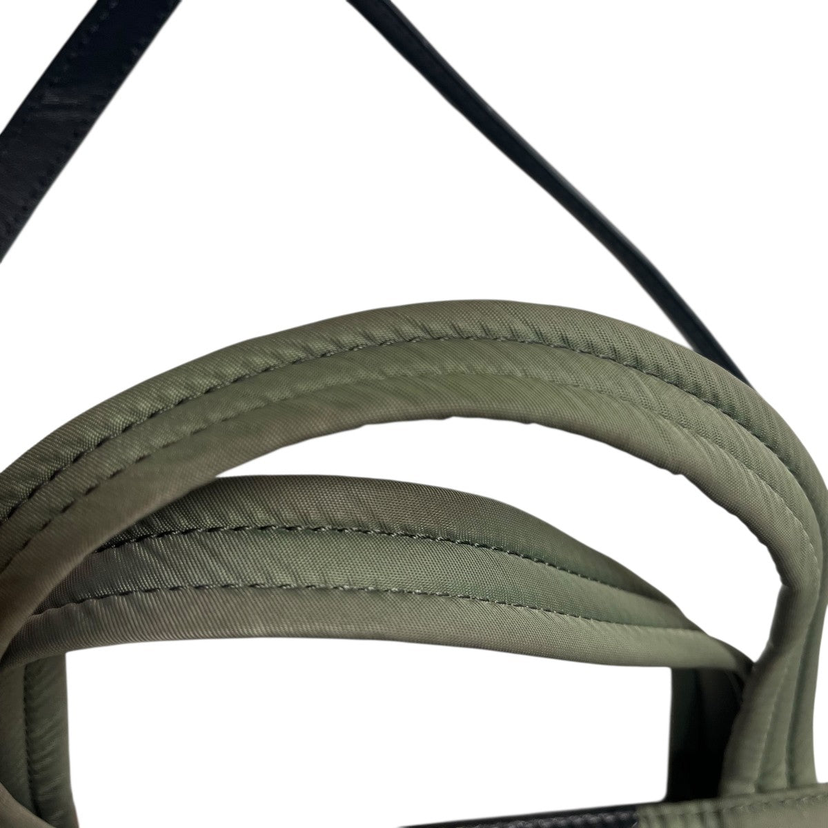 ショルダーバッグ