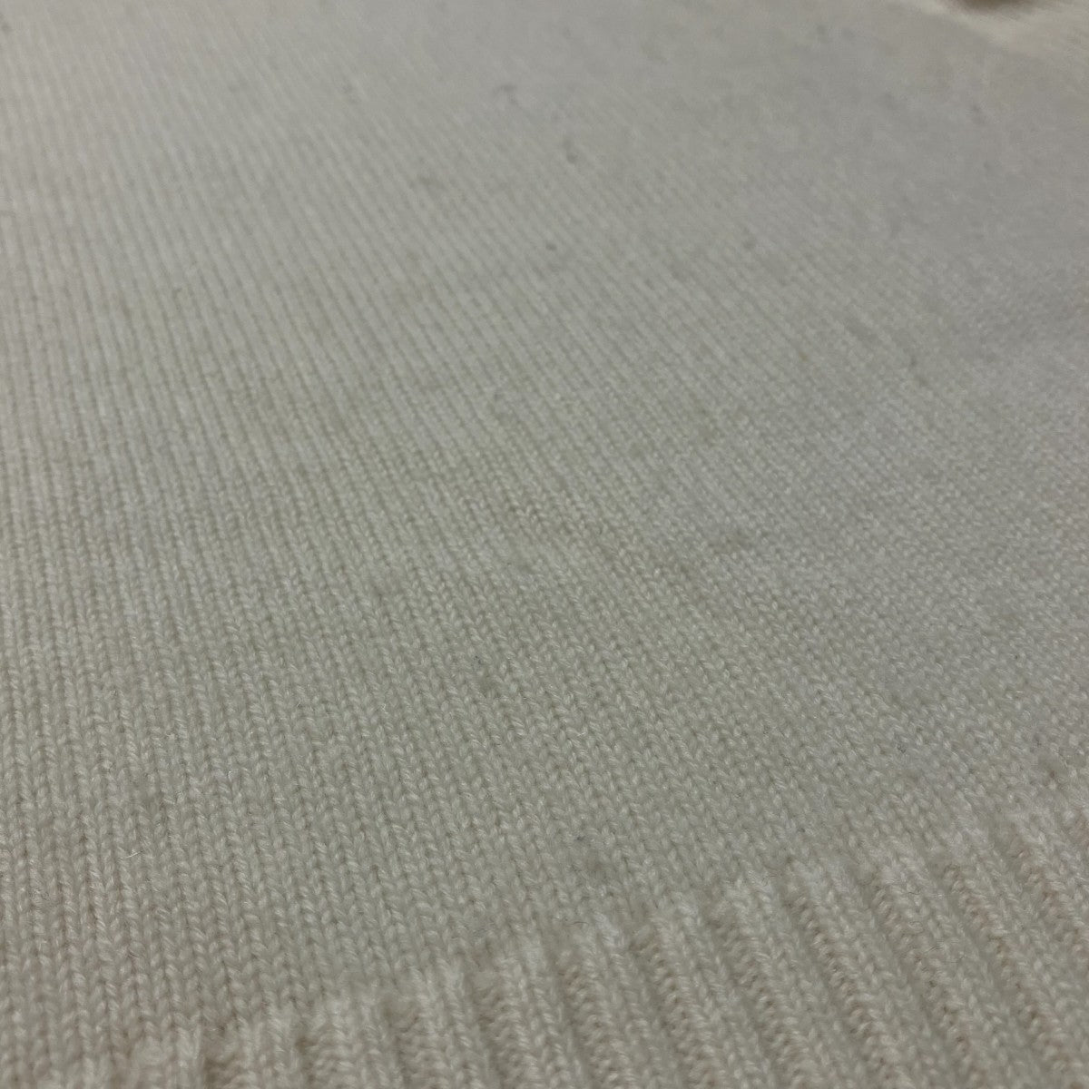 モックネックニット