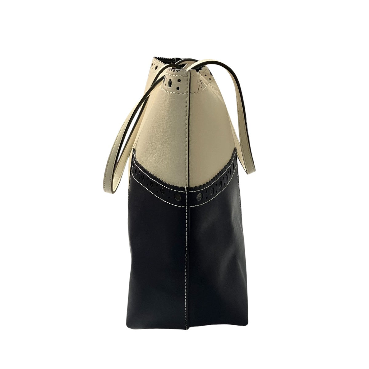 【未使用品】TORY BURCH トートバッグ TORY BURCH(トリーバーチ) トートバッグ - ネイビー×アイボリー