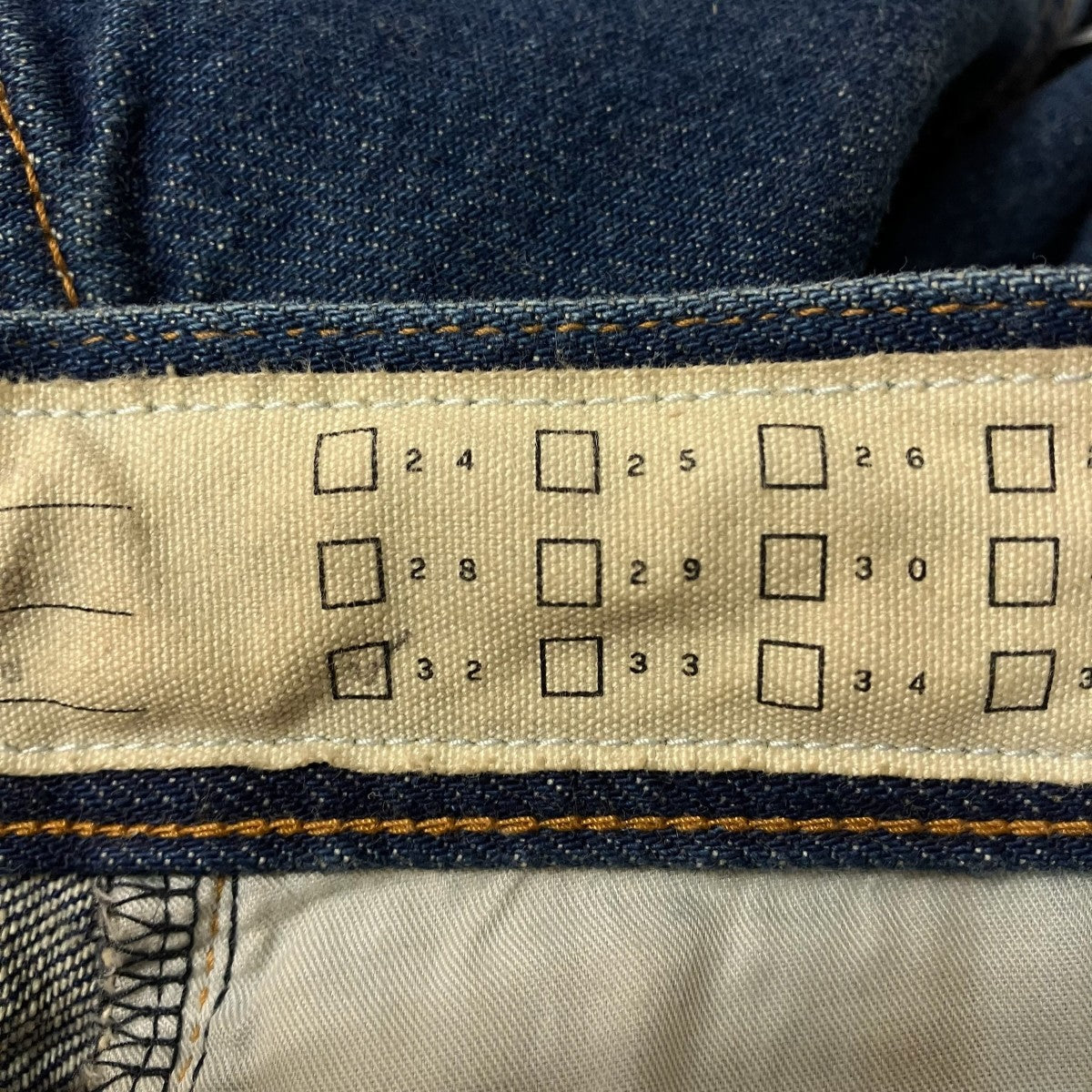 デニムパンツ