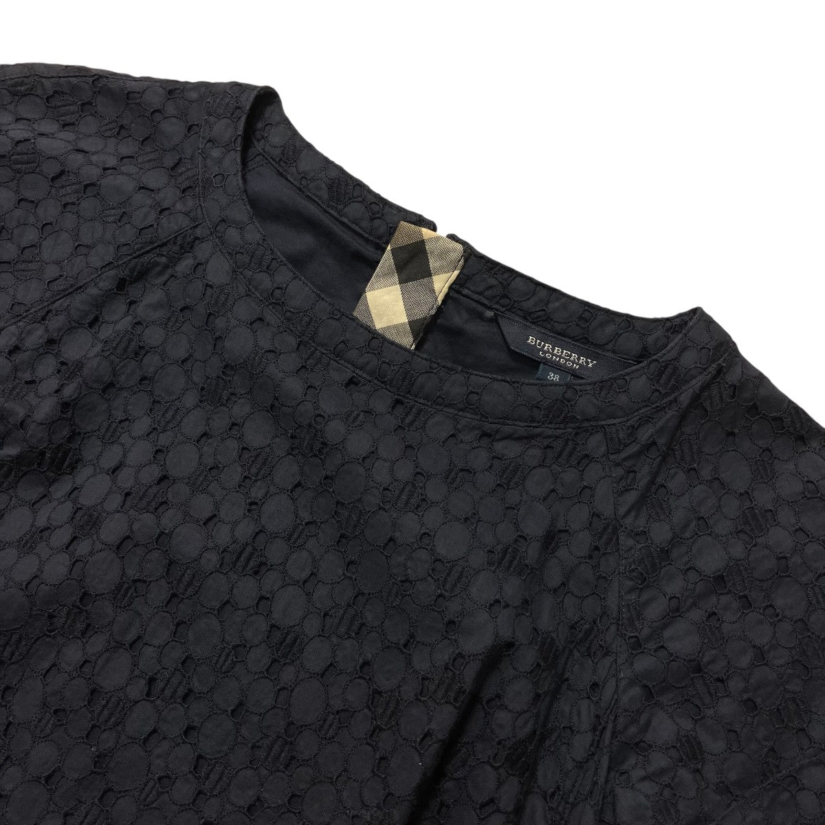 BURBERRY LONDON 総レースワンピースB1J18-773-28 古着・中古-3枚目のアイテム画像