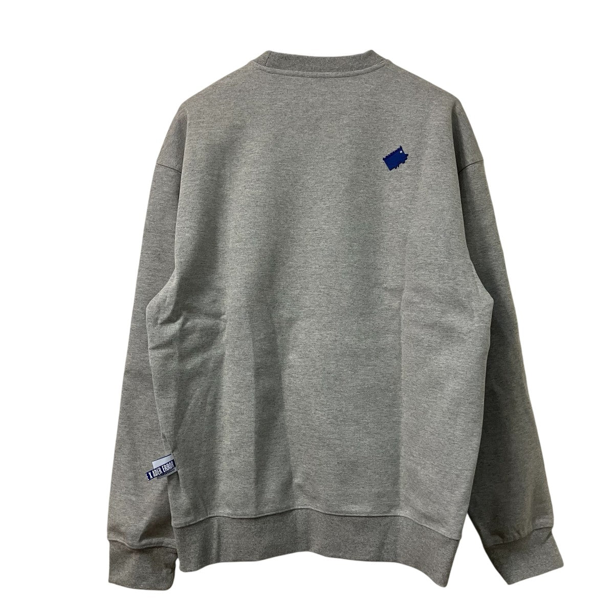 フロント刺繍スウェット