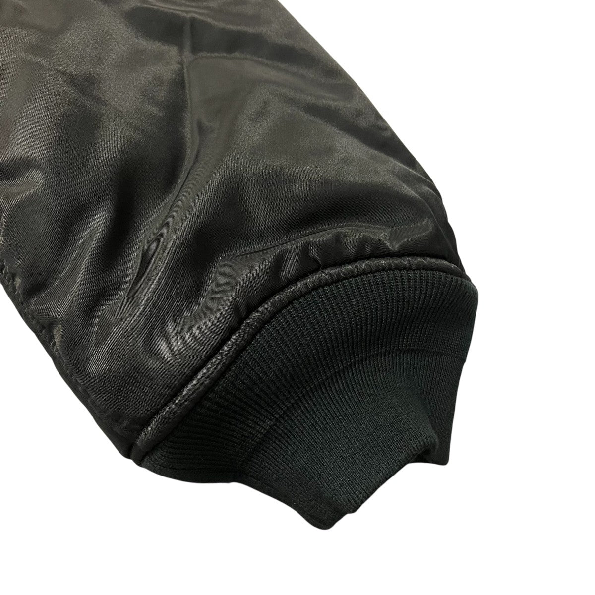 BALENCIAGA ボンバージャケットT097 746456 TN027 9966 古着・中古-4枚目のアイテム画像