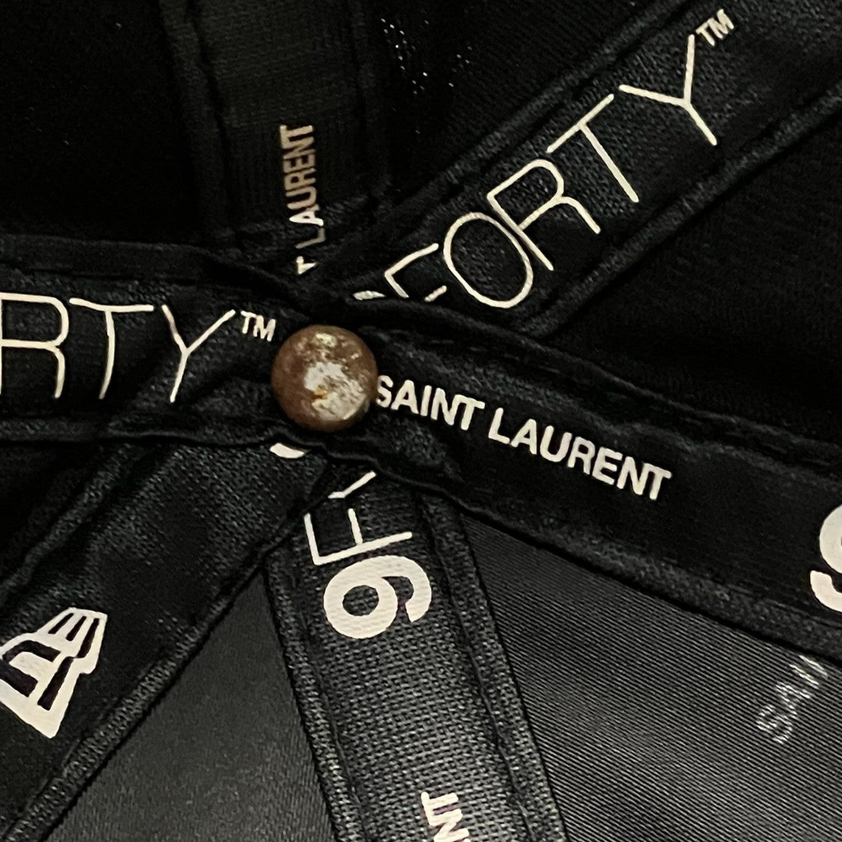 New Era×Saint Laurent Paris キャップ 古着・中古-7枚目のアイテム画像