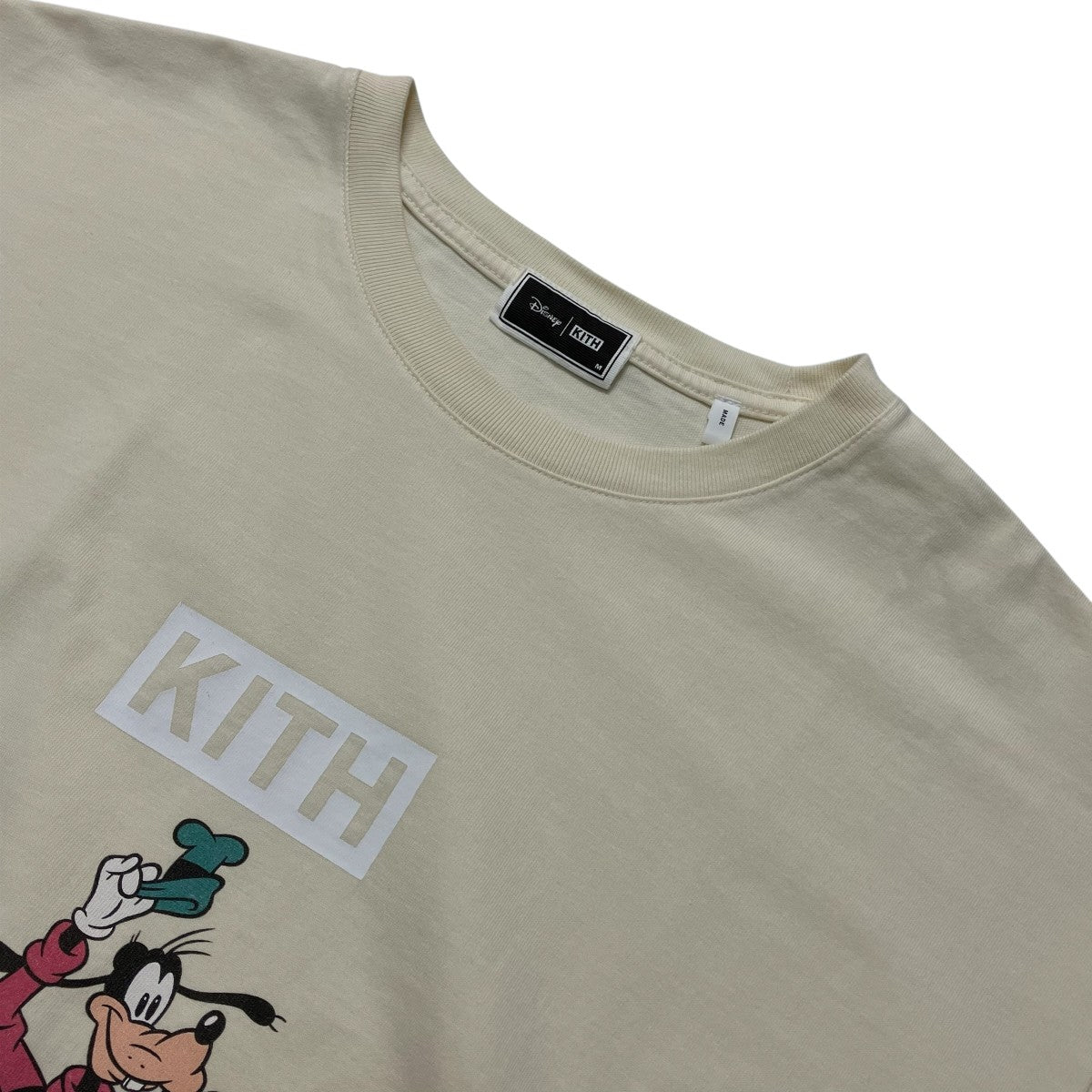 DisneyプリントTシャツ