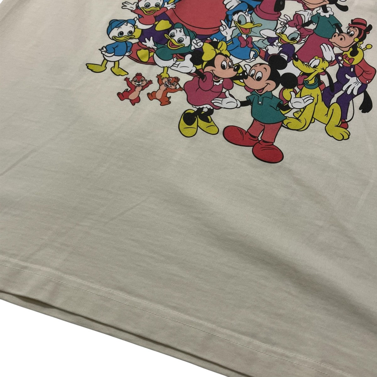DisneyプリントTシャツ