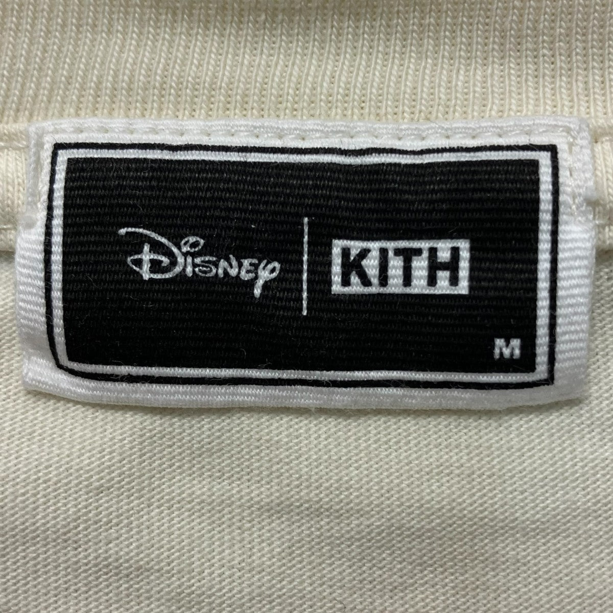 DisneyプリントTシャツ
