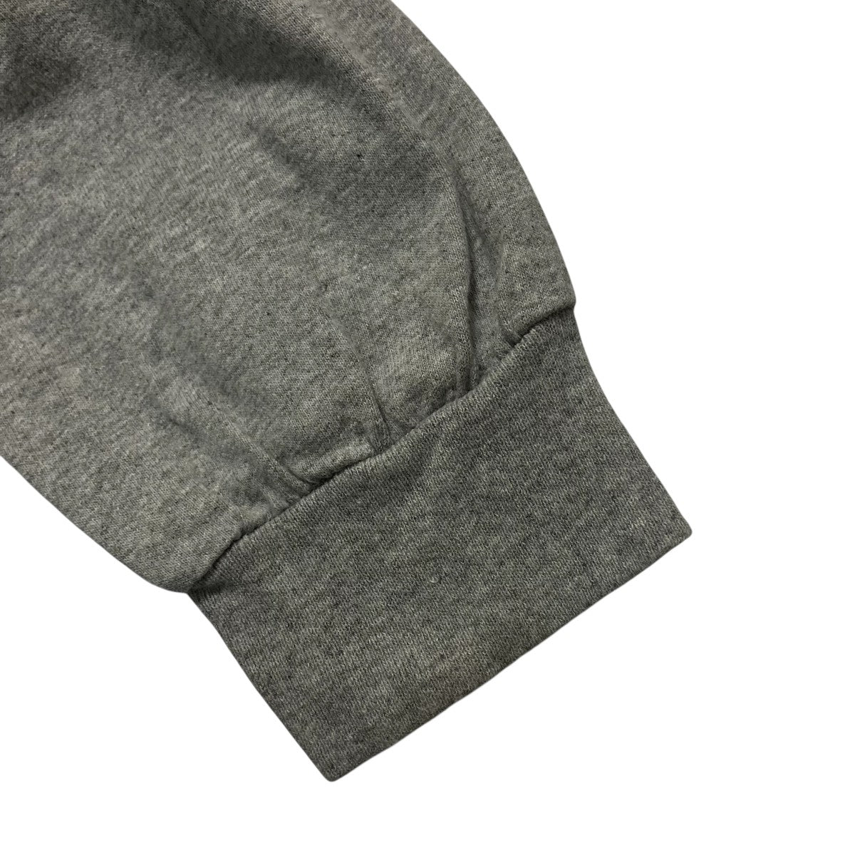 クルーネックTシャツ