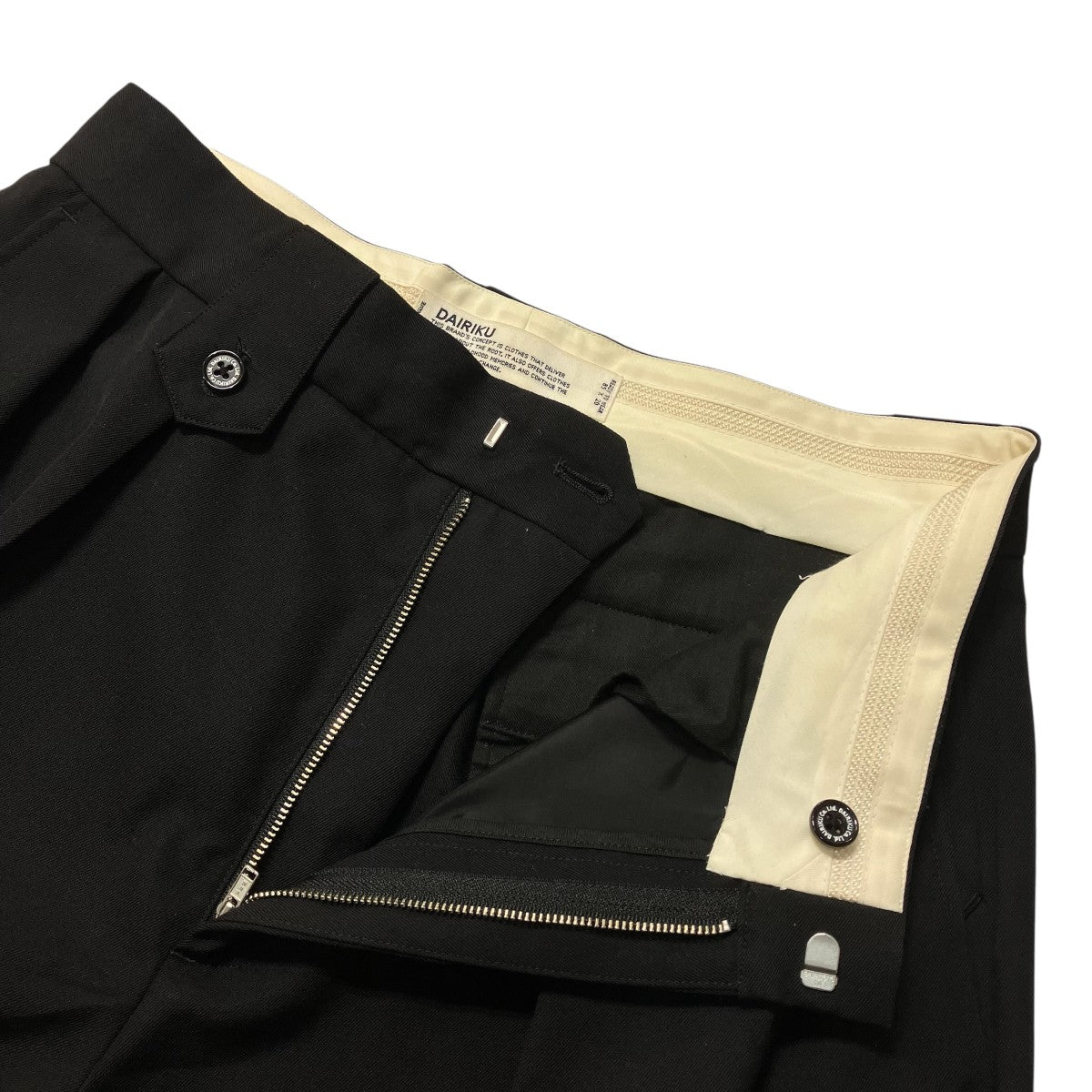 タックスラックス23AW B 4