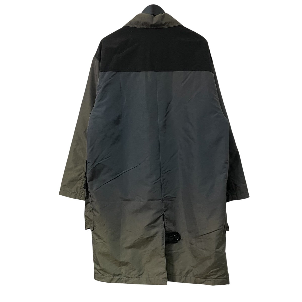 DISCREET MINORSコート