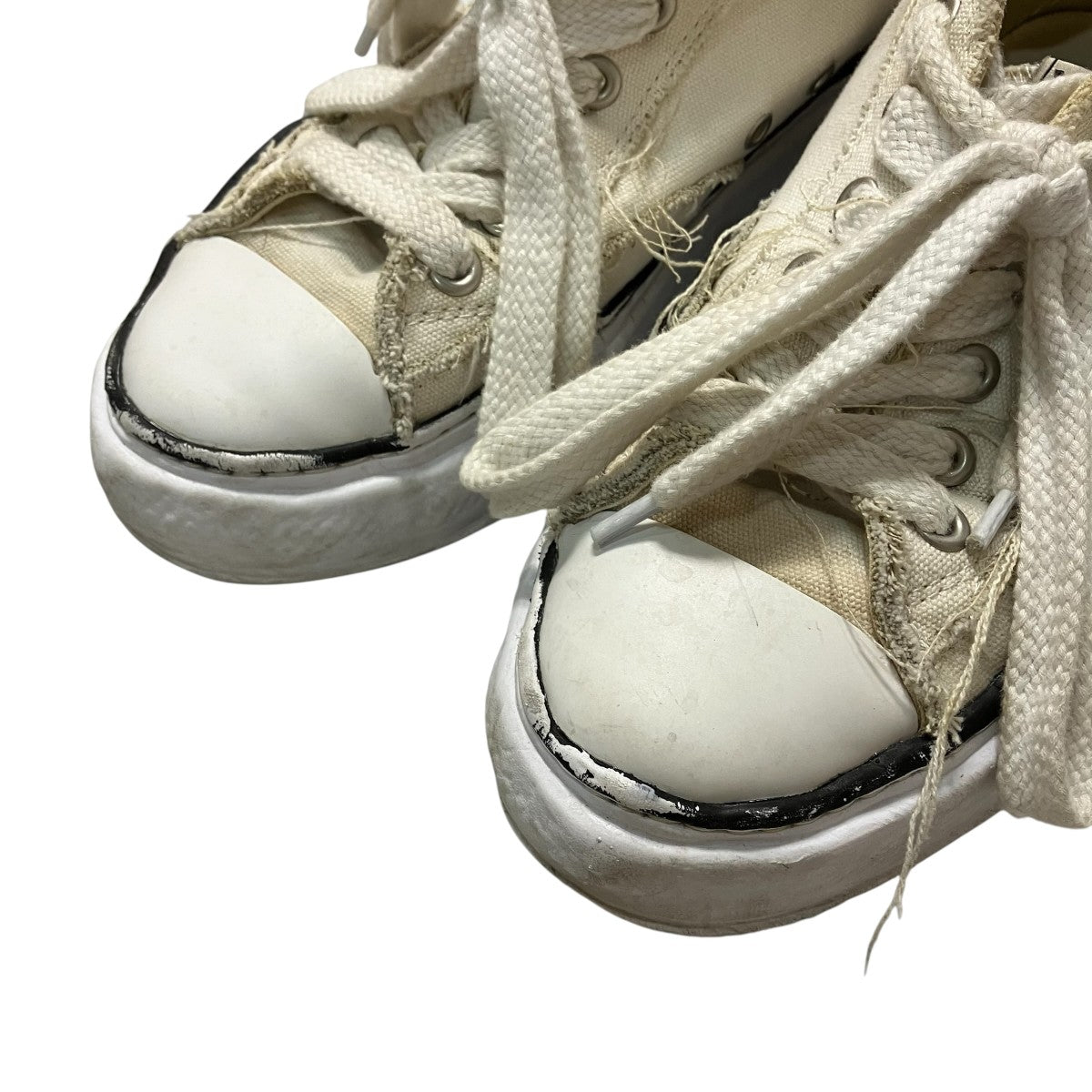 ローカットスニーカーA01FW702