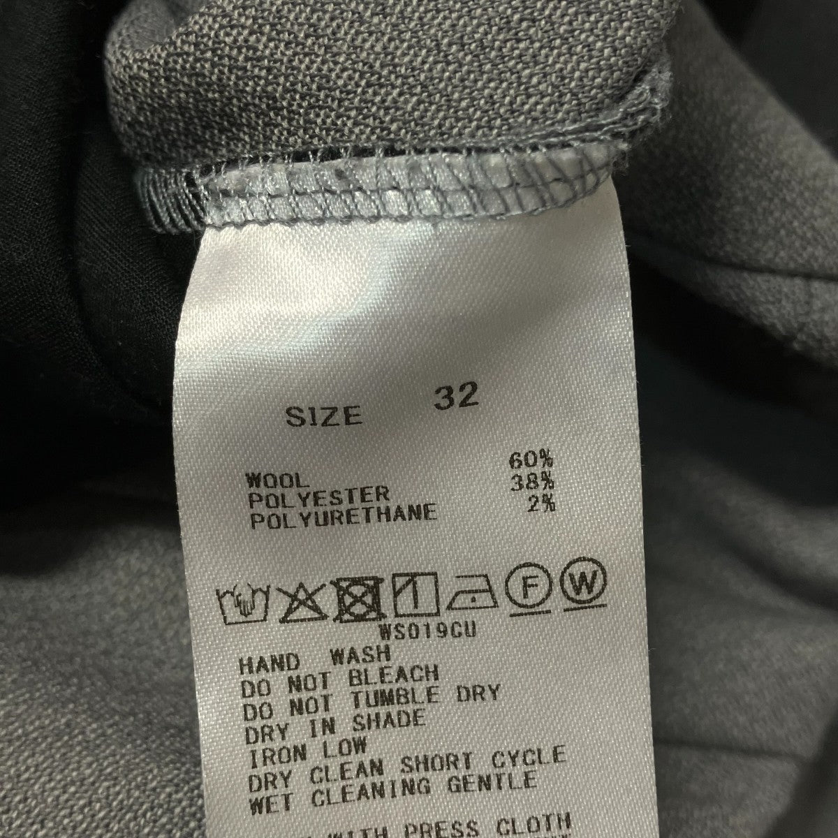 25AWクレープウールストレッチ ストレートパンツスラックス23 04 54 04001