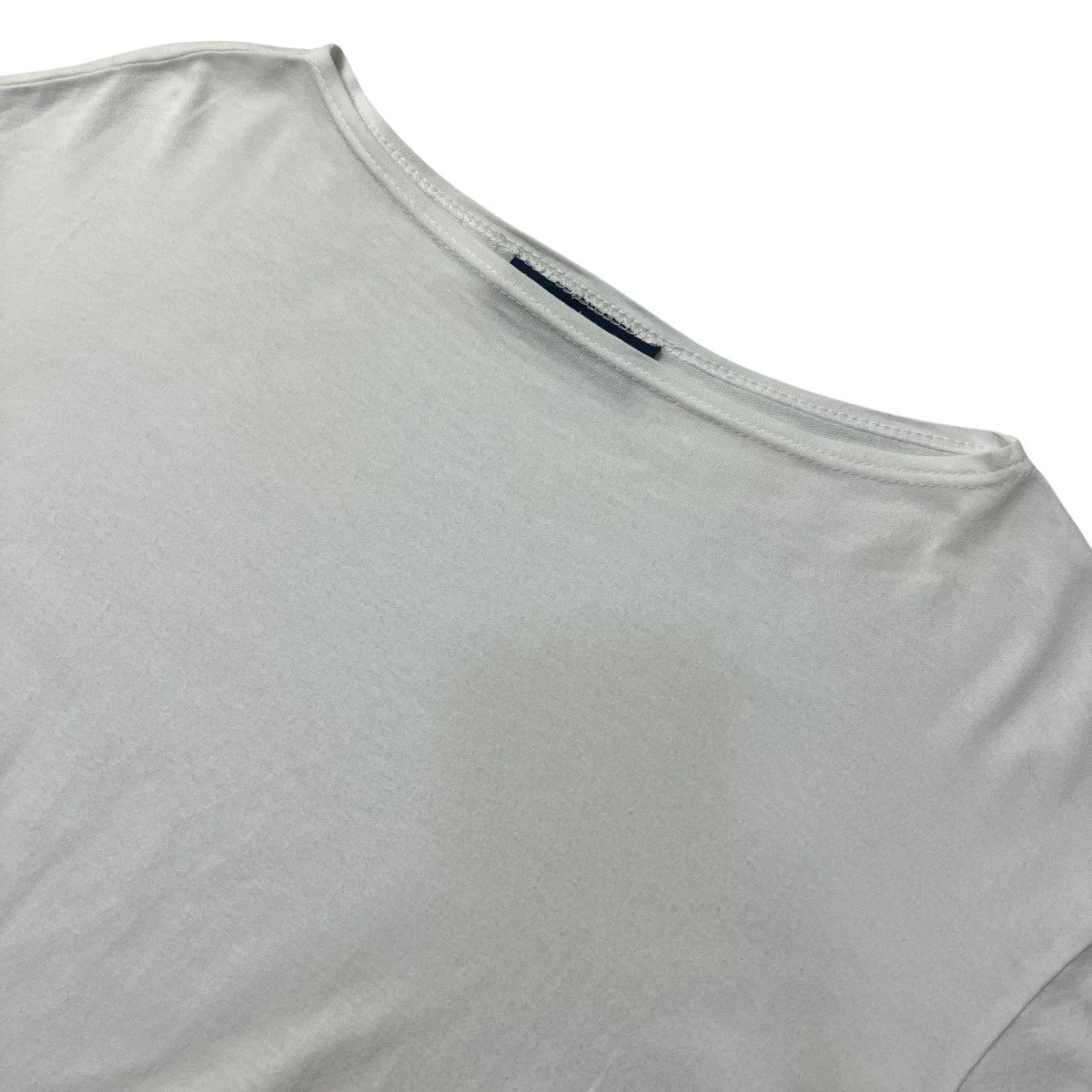 ボートネックＴシャツ
