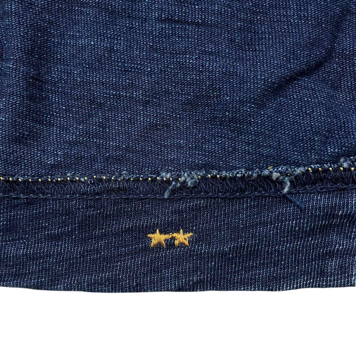 クルーネックTシャツ