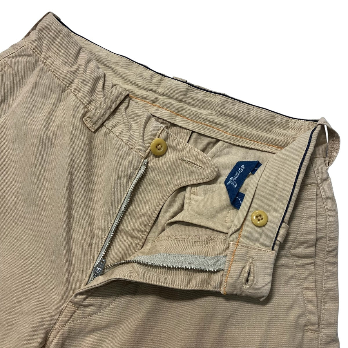 チノパンツ