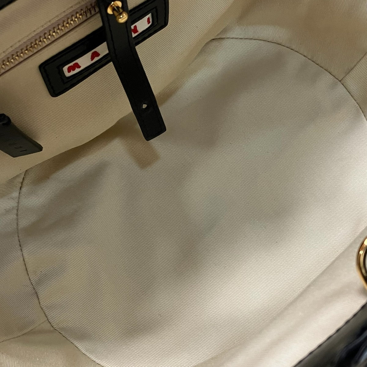 ショルダーバッグ