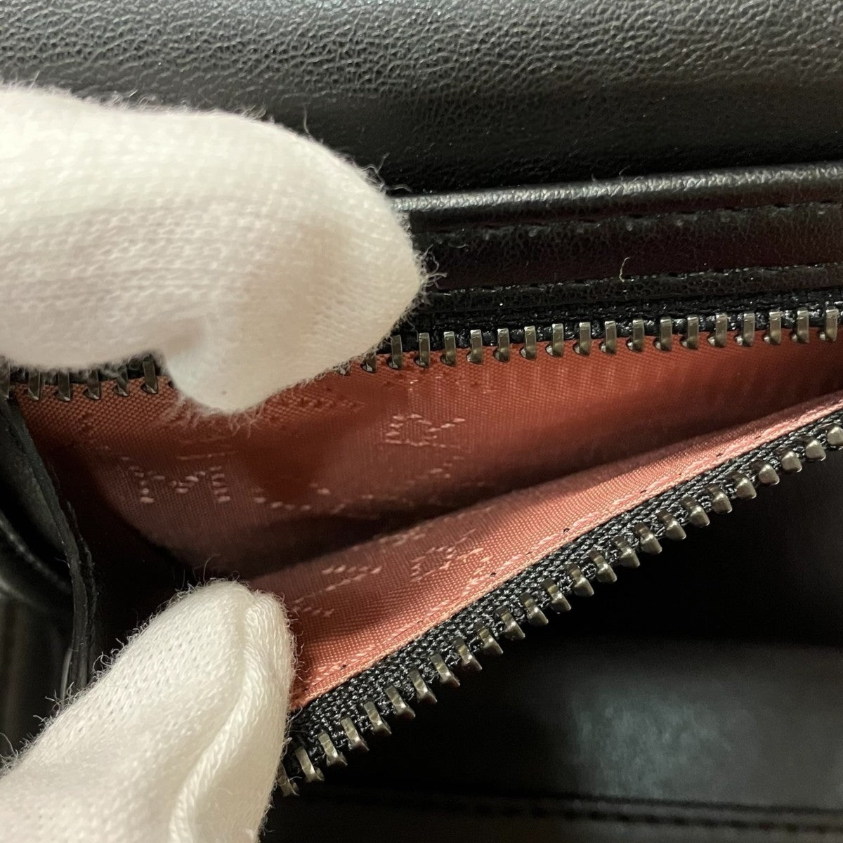 三つ折り財布