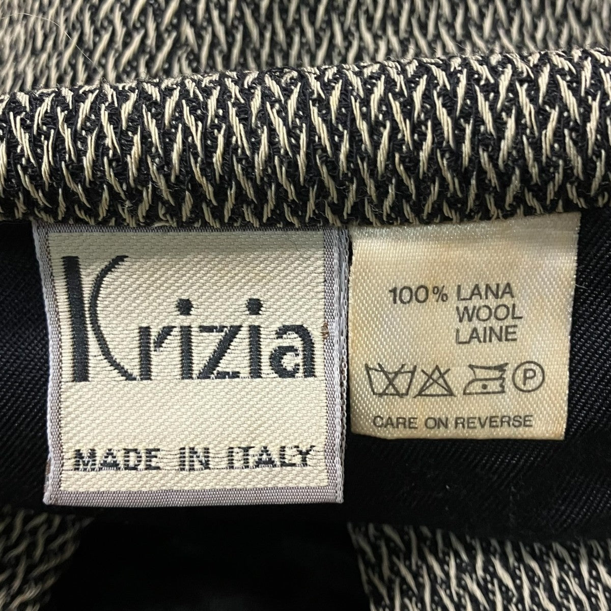 イタリア製ヘリンボーンコート