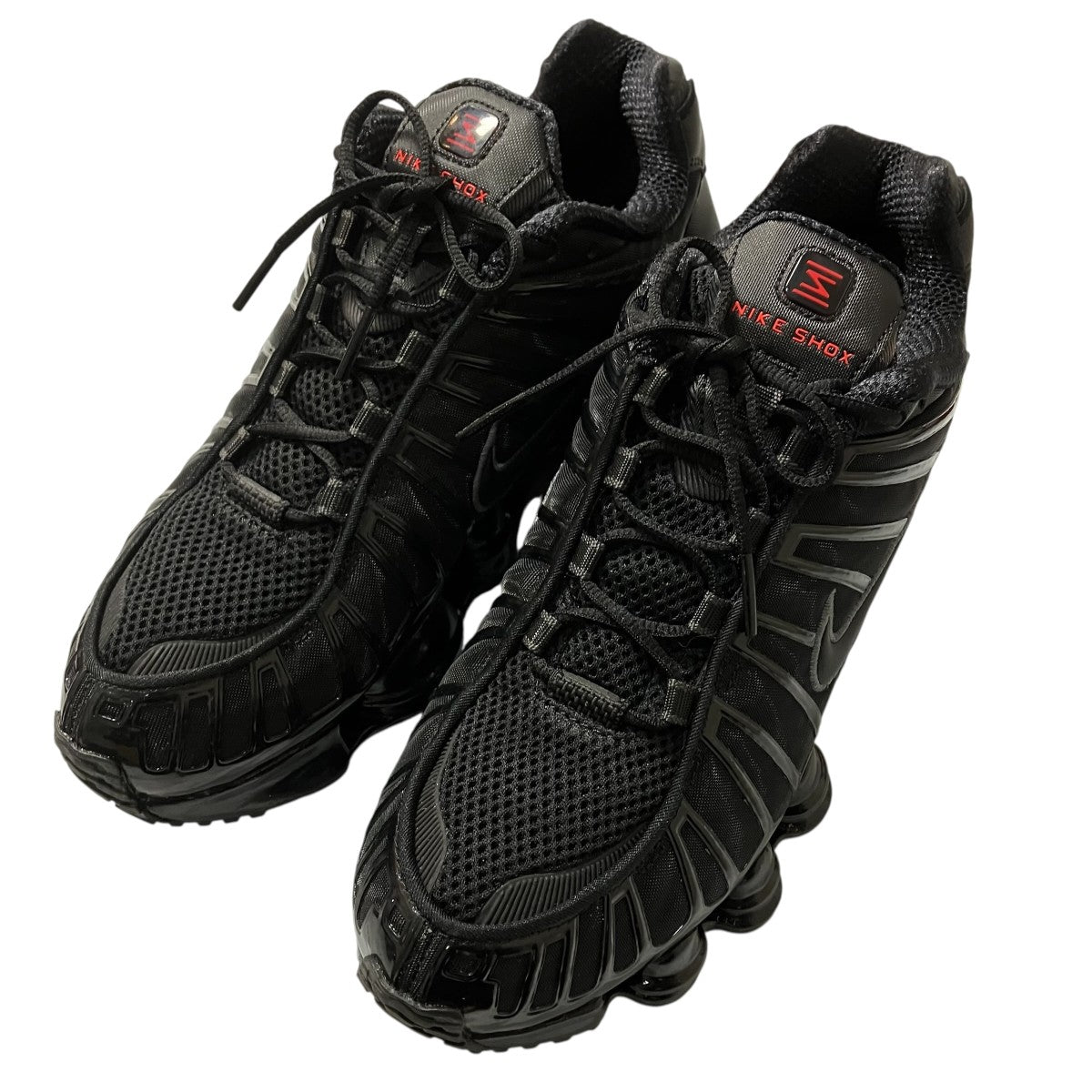 AV3595 002 Shoxローカットスニーカー