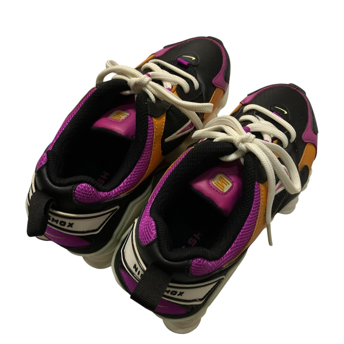 WMNS SHOX TL NOVAローカットスニーカーAT8046 002