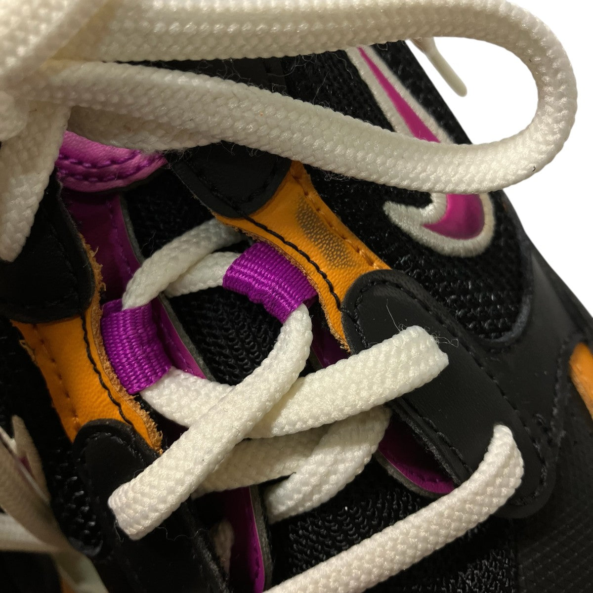 WMNS SHOX TL NOVAローカットスニーカーAT8046 002