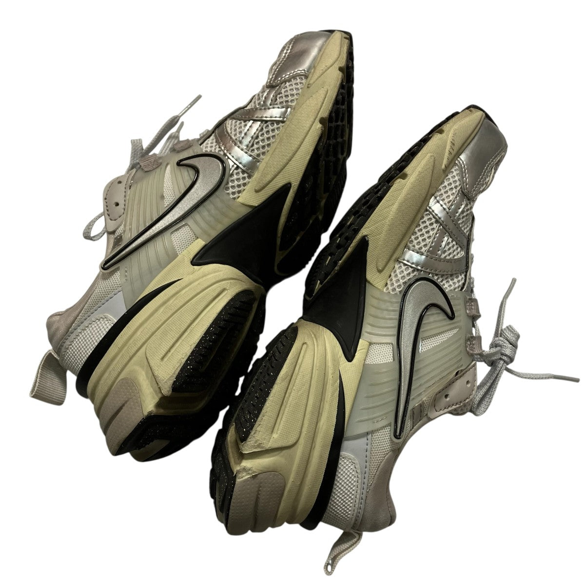 V2K RUNローカットスニーカーFD0736 100