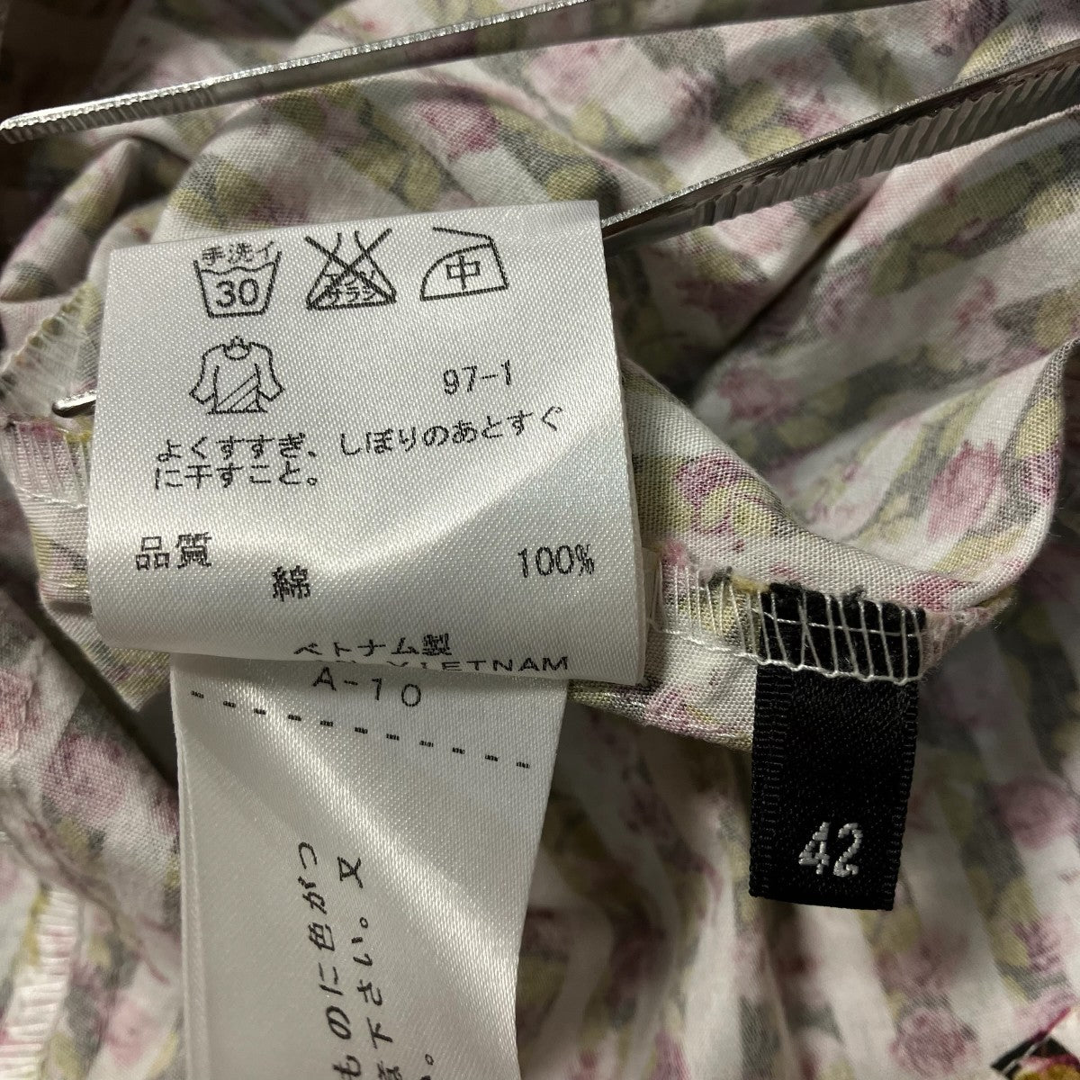 半袖シャツ