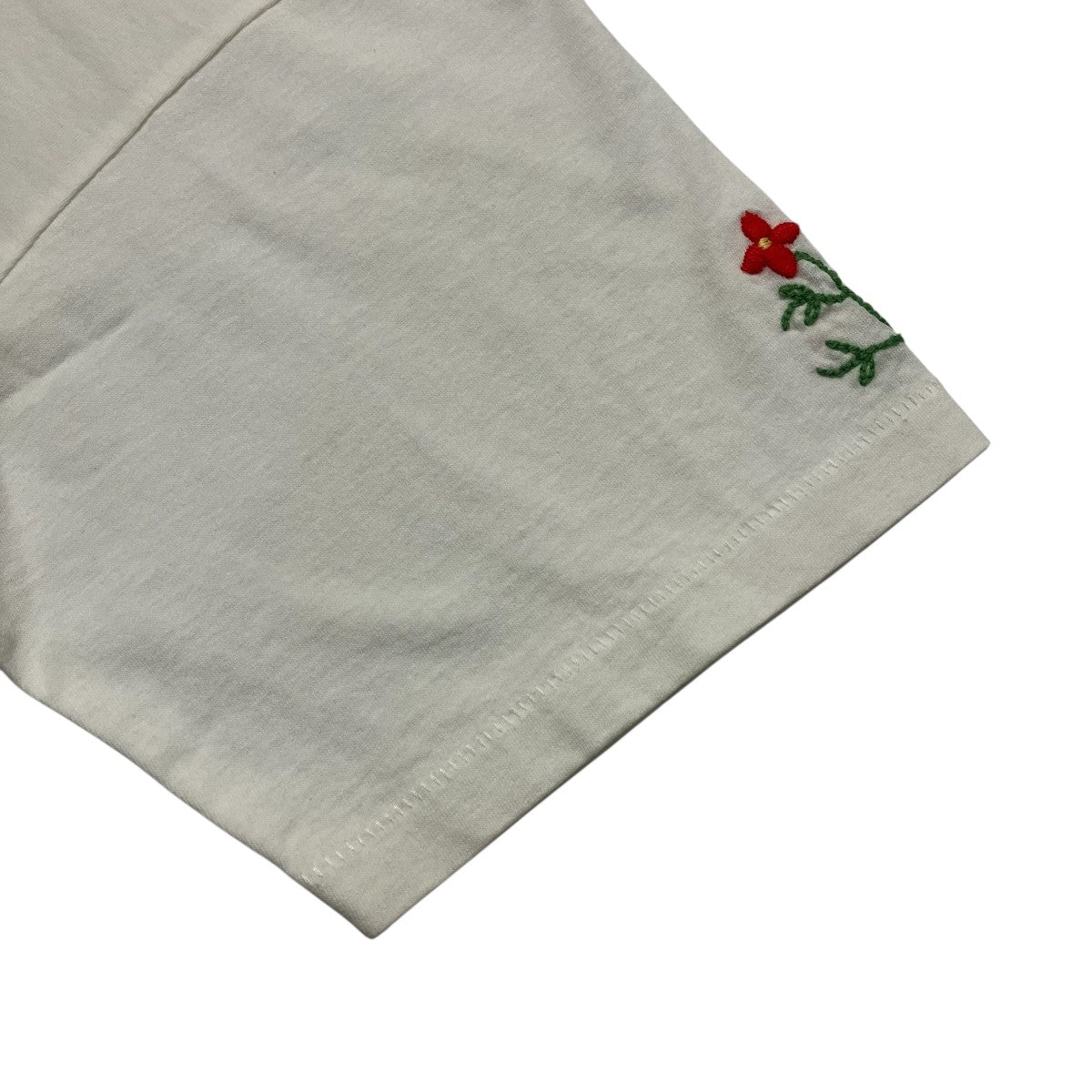 刺繍Tシャツ