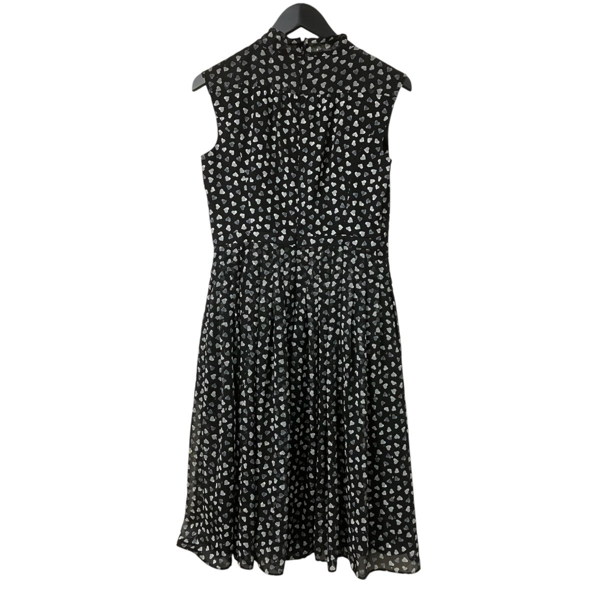 LOVE DRESSノースリーブワンピース