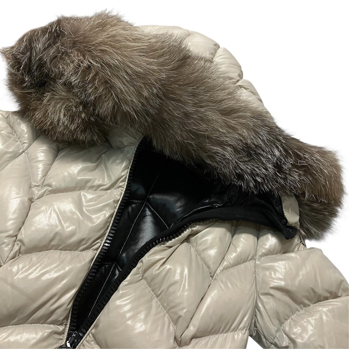 MONCLER ALBIZIAダウンコートC20934998025 古着・中古-3枚目のアイテム画像