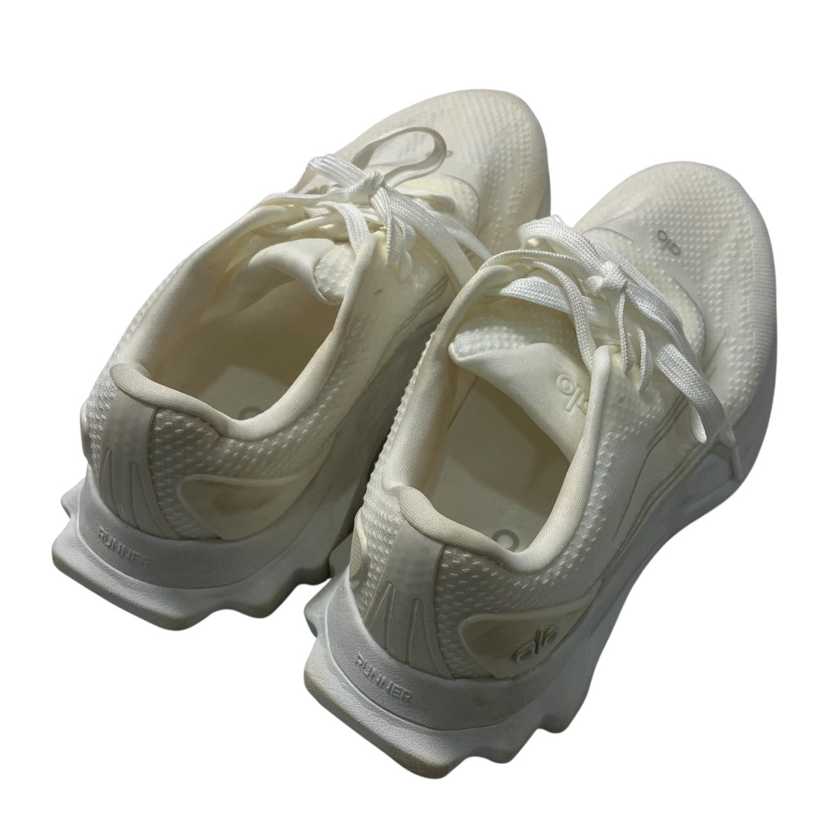 ALO Yoga ALO RunnerメッシュスニーカーA0590U 古着・中古-2枚目のアイテム画像