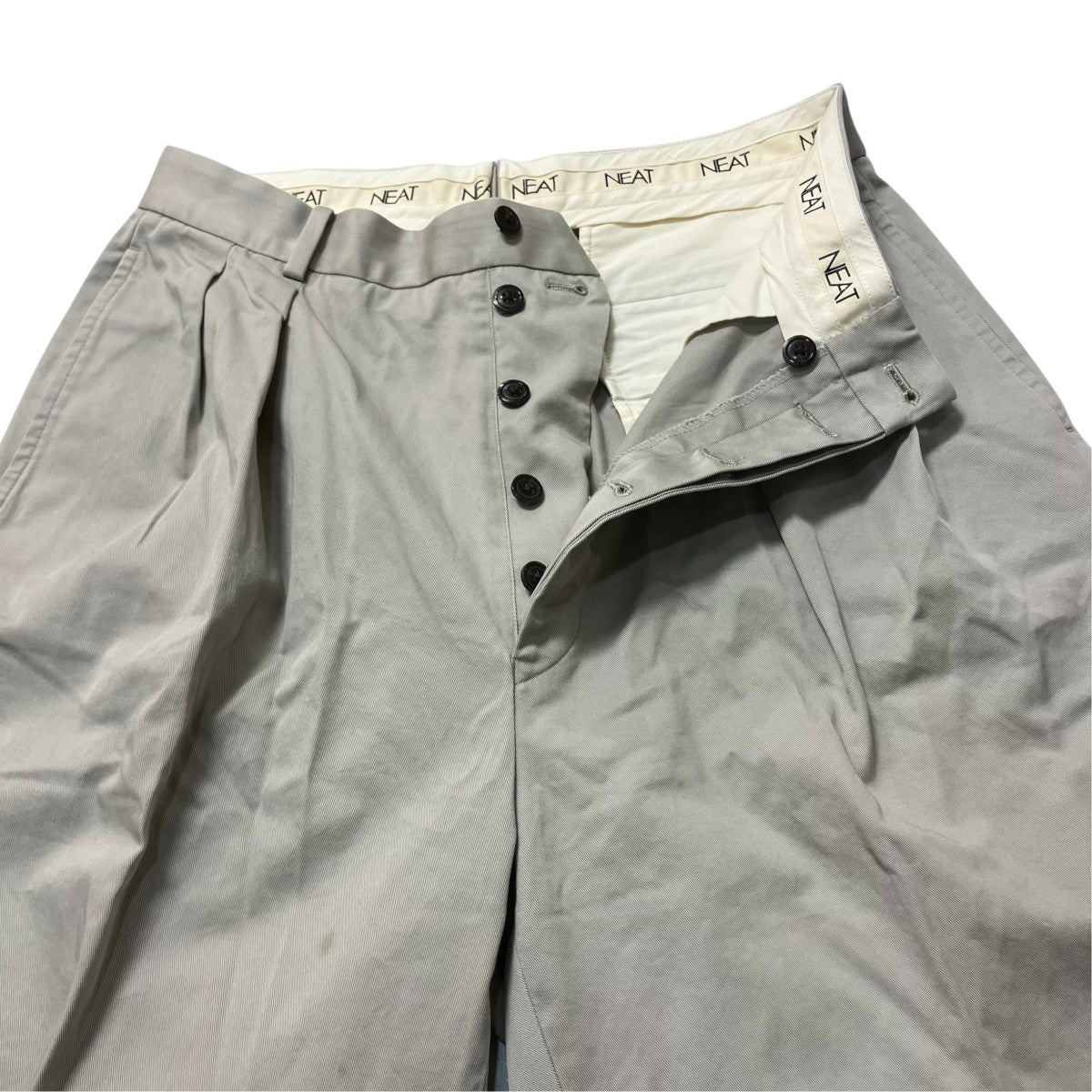 NEAT ツータックチノパンツ 古着・中古-3枚目のアイテム画像