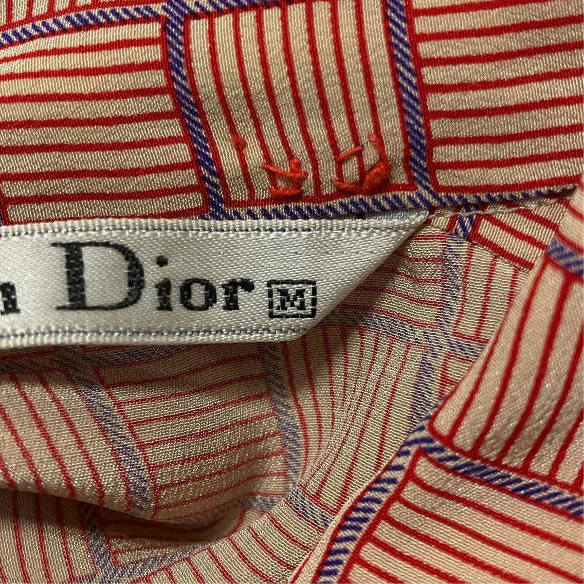 シルクシャツ