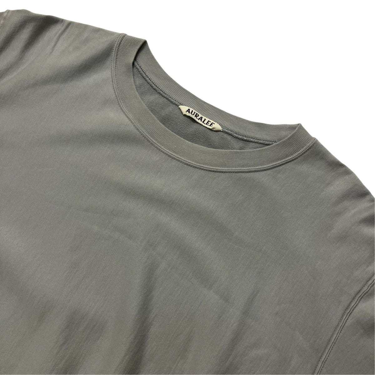 クルーネック長袖TシャツA25SP02NU
