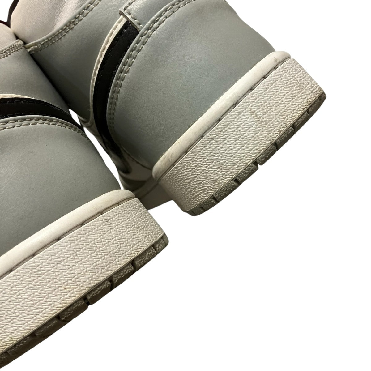 Air Jordan 1 Mid Light Smoke Grey White Blackハイカットスニーカー554724-092