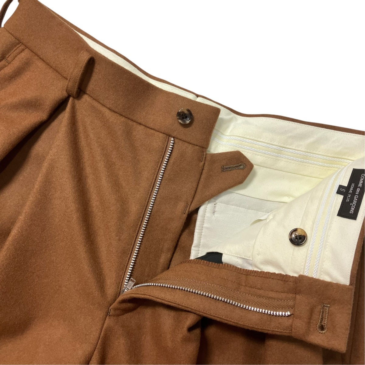 COMME des GARCONS HOMME PLUS 25AWボックスタックメルトンウールショーツPP P037 古着・中古-3枚目のアイテム画像