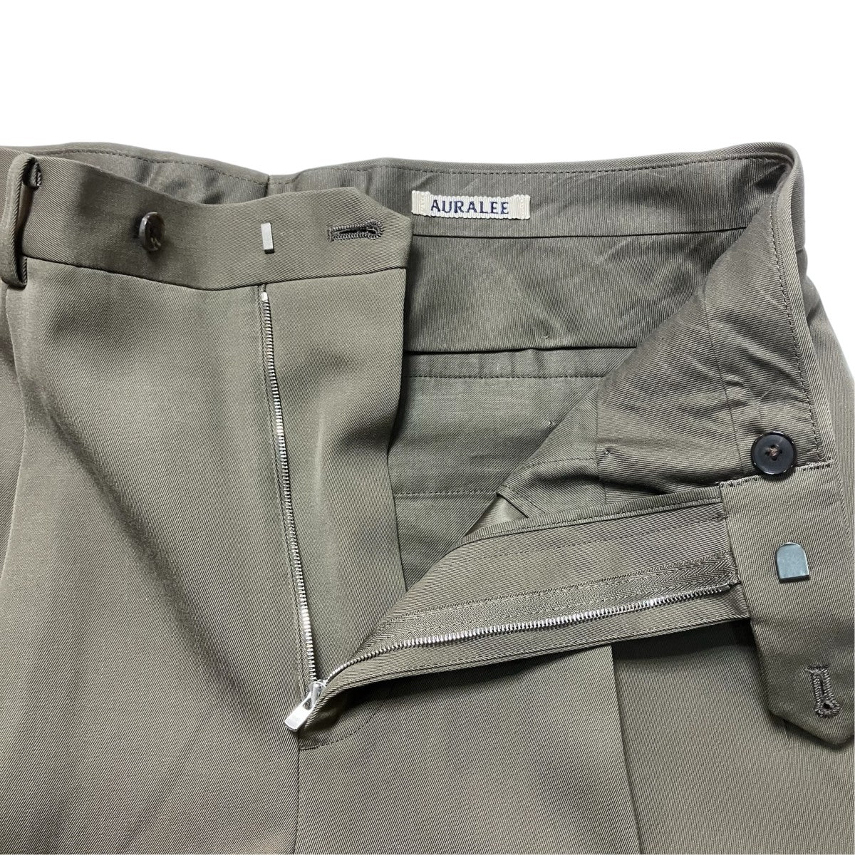 AURALEE Light Wool Max Gabardine Two-Tuck SlacksスラックスA26SP04MG 古着・中古-3枚目のアイテム画像